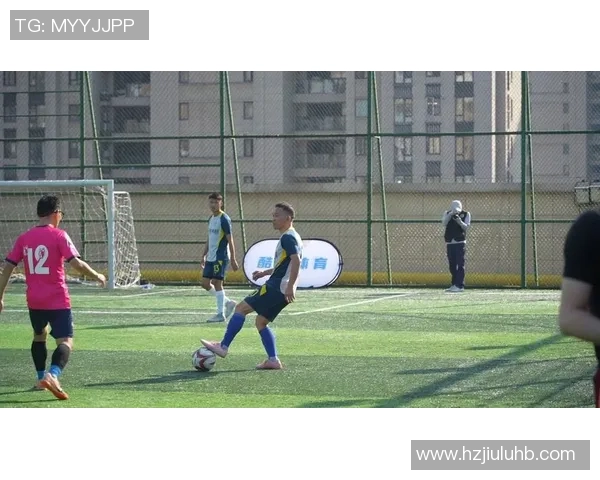 全国锦标赛回顾：杭州足球队展现出色灵活性与战术应变能力